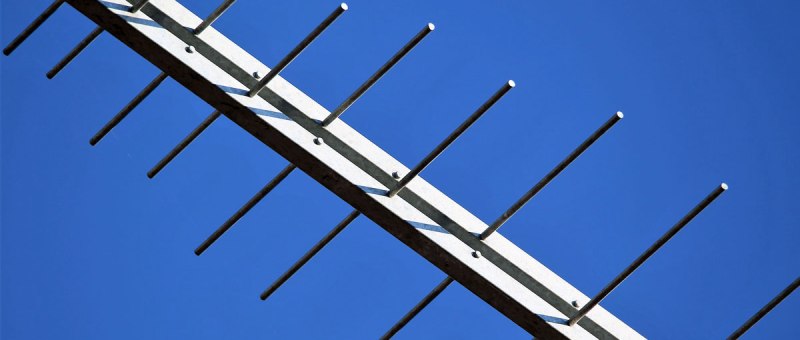 Designing Multiband Antennas